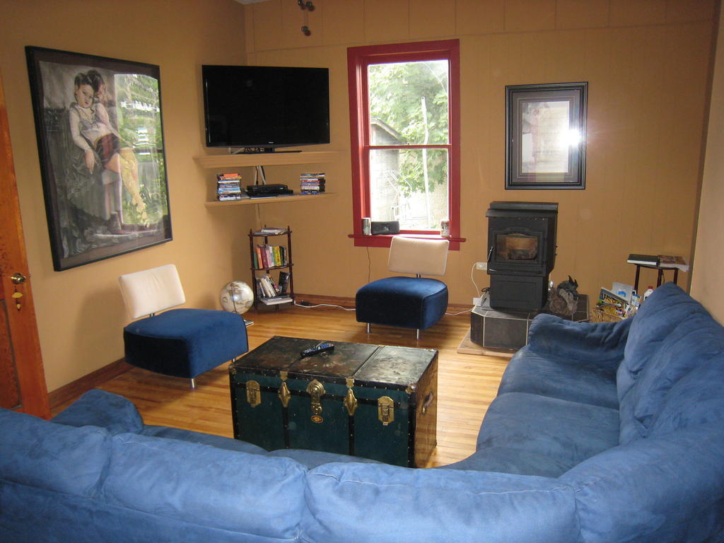 Poppi'S Guesthouse Revelstoke Zewnętrze zdjęcie